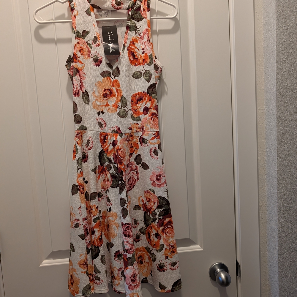 French Atmosphere Floral Midi Dress - Orange and Pink - Picture 2 of 6